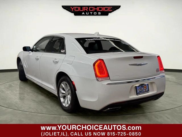 2015 Chrysler 300 4dr Sedan Limited RWD - 22989113 - 5