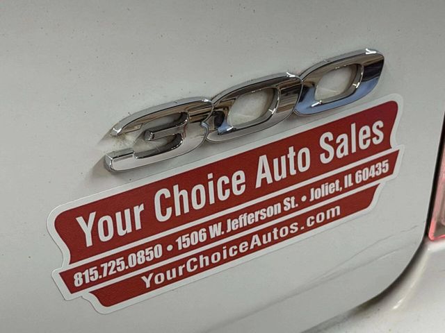 2015 Chrysler 300 4dr Sedan Limited RWD - 22989113 - 7