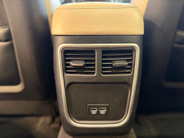 2015 Chrysler 300 4dr Sedan Limited RWD - 22999609 - 20