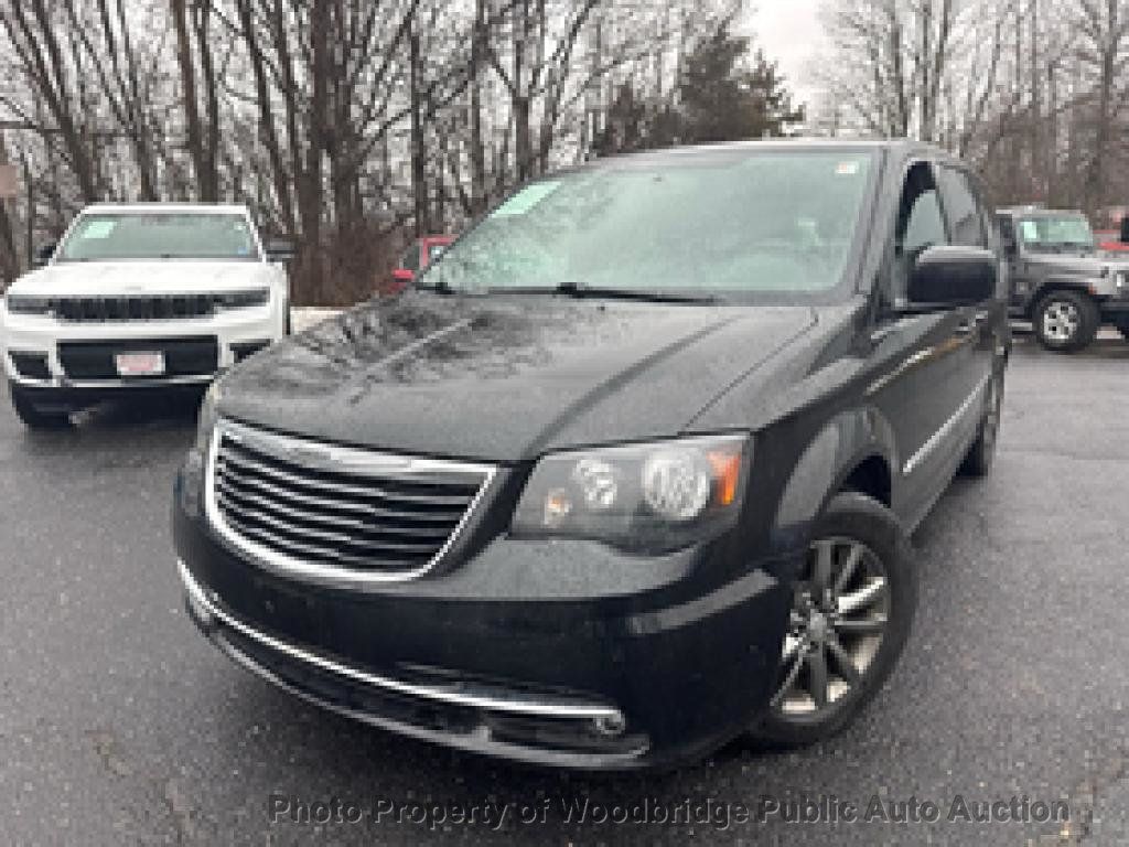 2015 Chrysler Town & Country 4dr Wagon S - 22990582 | Video 1