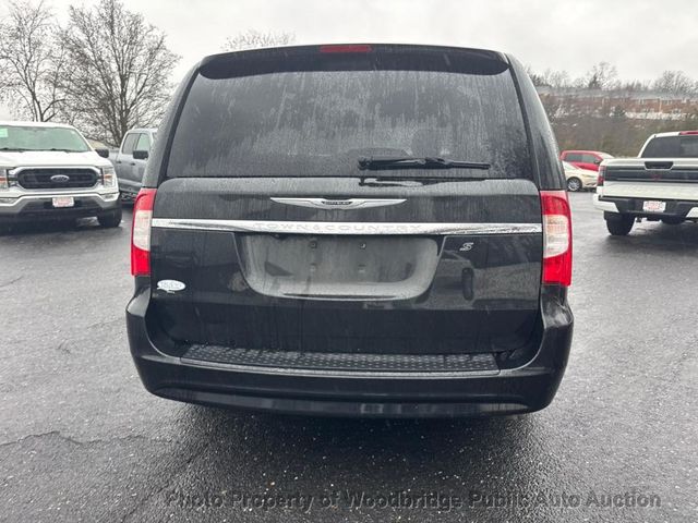 2015 Chrysler Town & Country 4dr Wagon S - 22990582 - 3