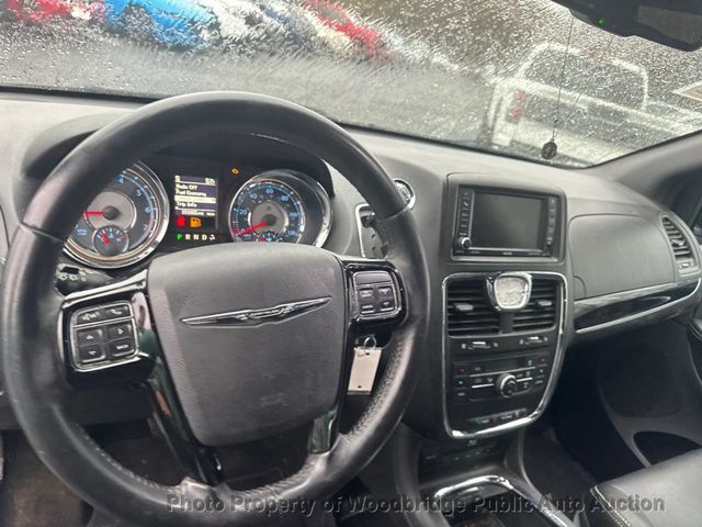 2015 Chrysler Town & Country 4dr Wagon S - 22990582 - 7