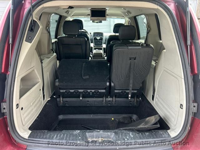 2015 Chrysler Town & Country 4dr Wagon Touring - 22980712 - 15