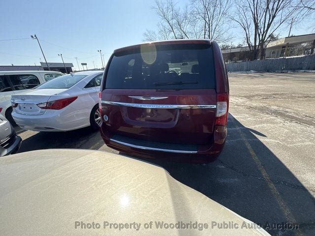 2015 Chrysler Town & Country 4dr Wagon Touring - 22980712 - 4