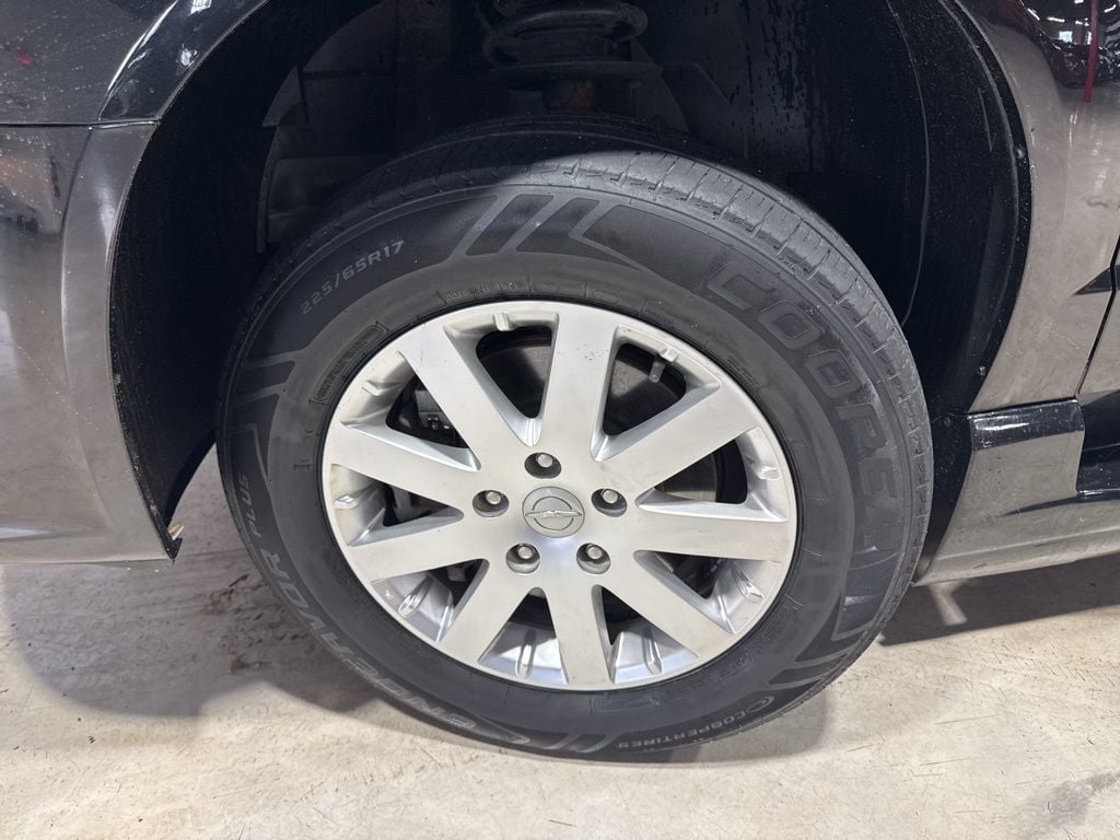2015 Chrysler Town & Country 4dr Wagon Touring - 23002443 - 1