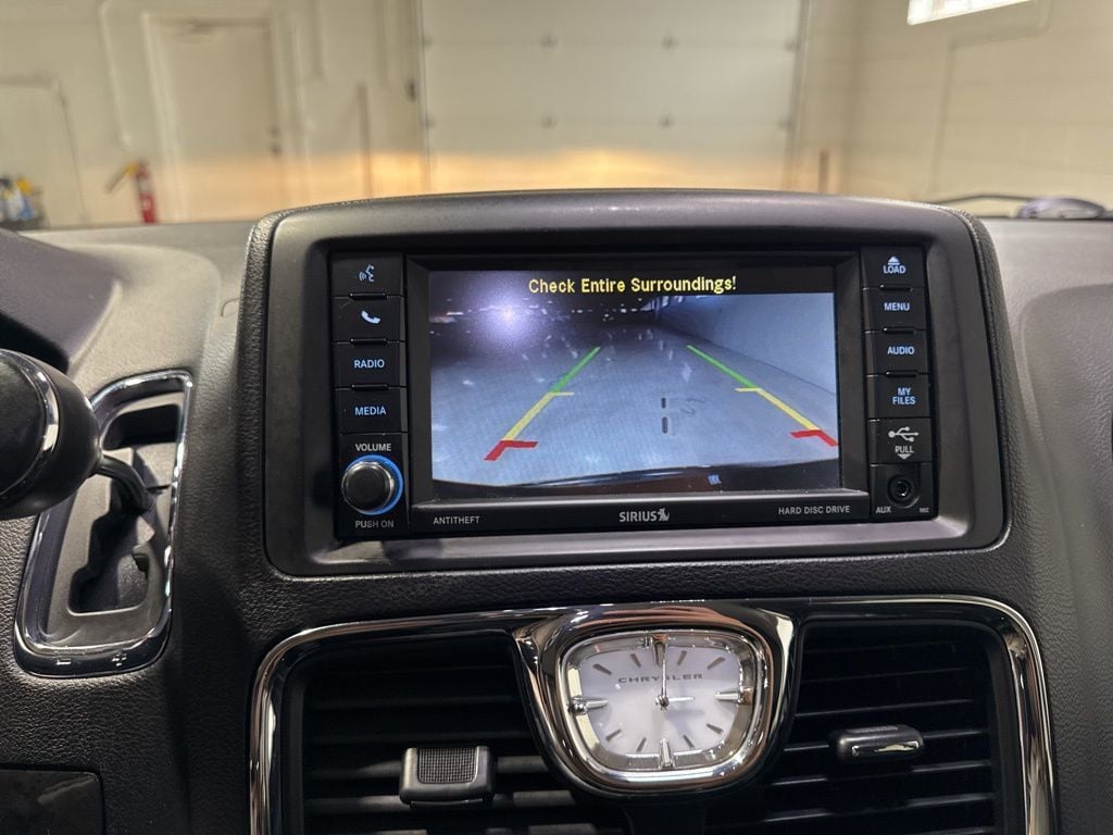 2015 Chrysler Town & Country 4dr Wagon Touring - 23002443 - 20