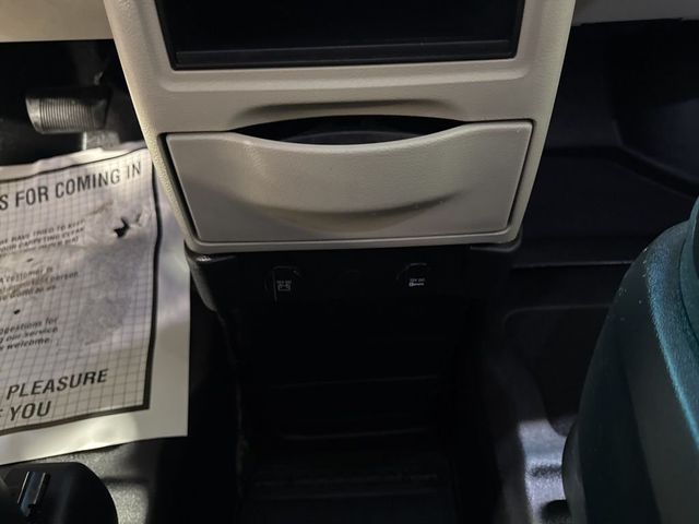 2015 Chrysler Town & Country 4dr Wagon Touring - 23002443 - 22