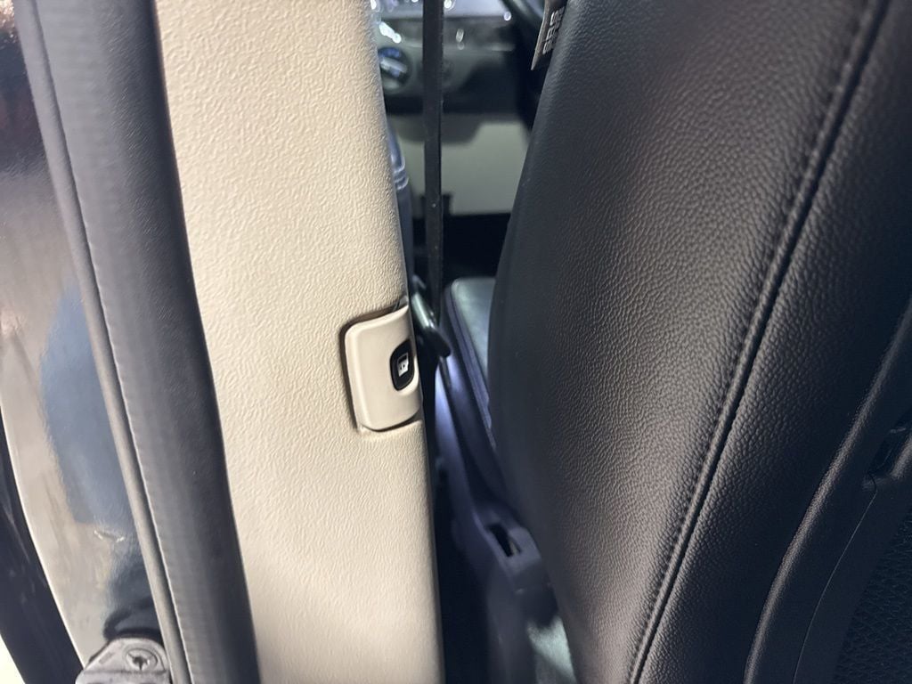 2015 Chrysler Town & Country 4dr Wagon Touring - 23002443 - 31