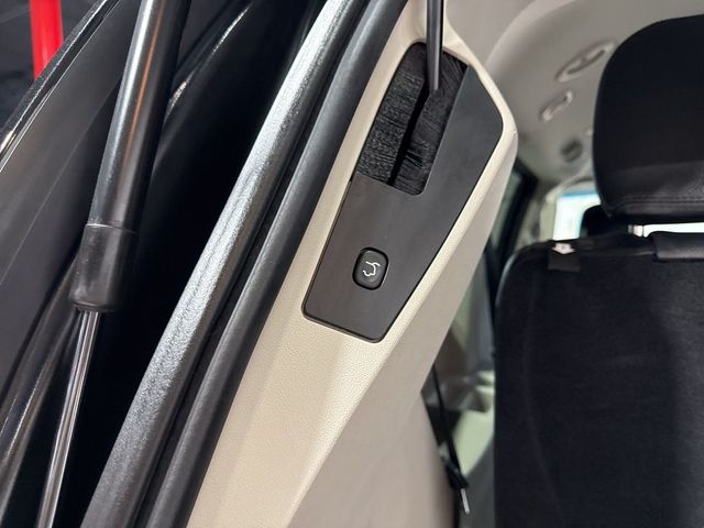 2015 Chrysler Town & Country 4dr Wagon Touring - 23002443 - 33