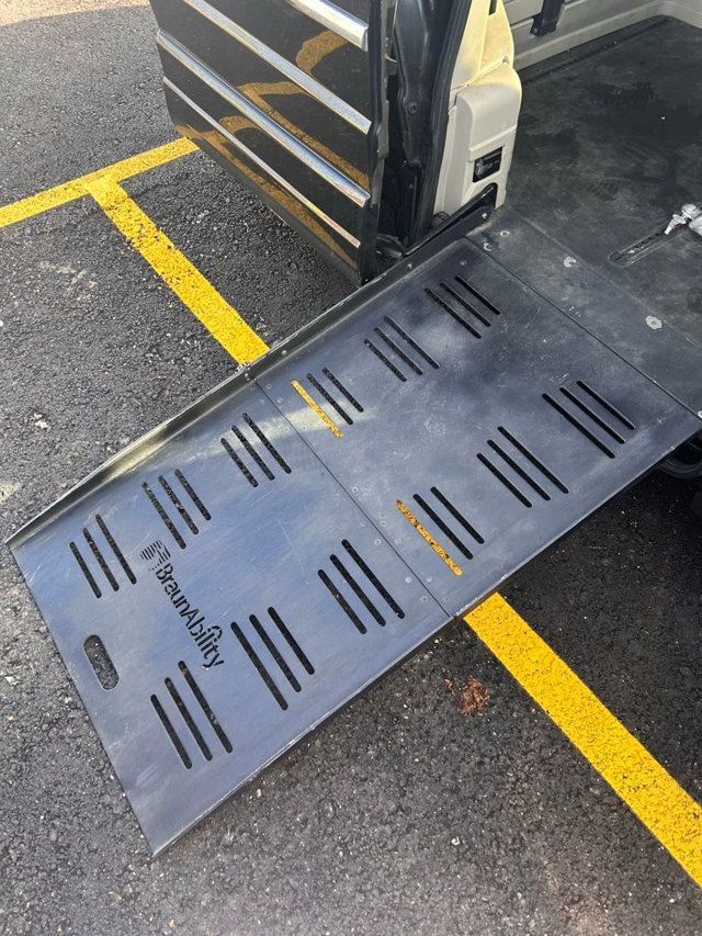 2015 Chrysler Town & Country 4dr Wagon Touring - 23002443 - 4