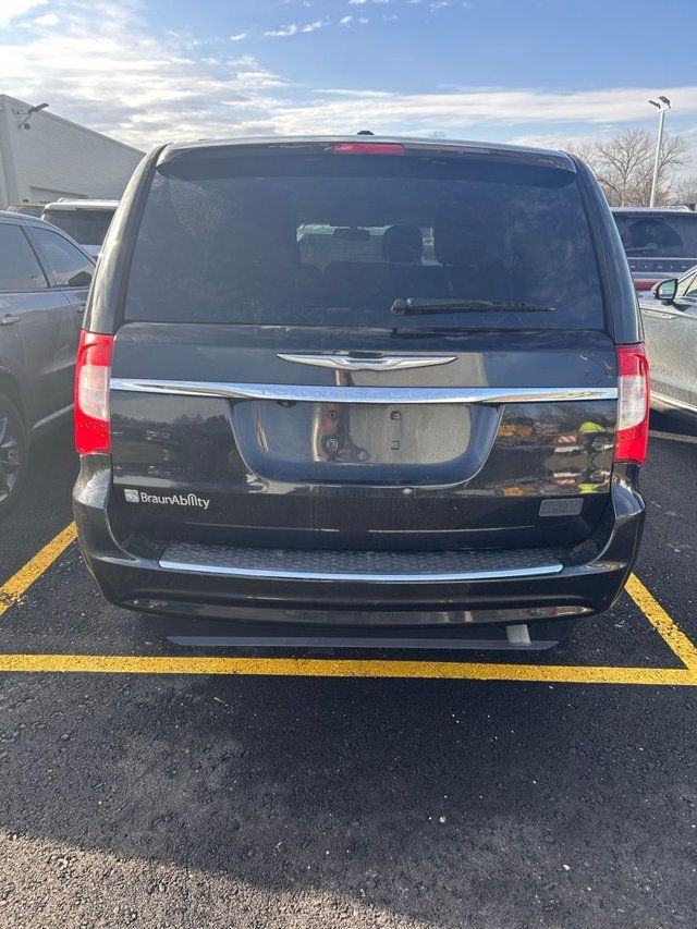 2015 Chrysler Town & Country 4dr Wagon Touring - 23002443 - 6