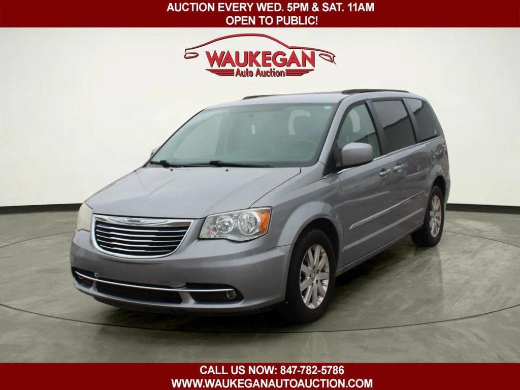 2015 Chrysler Town & Country 4dr Wagon Touring - 22960679 | Video 1