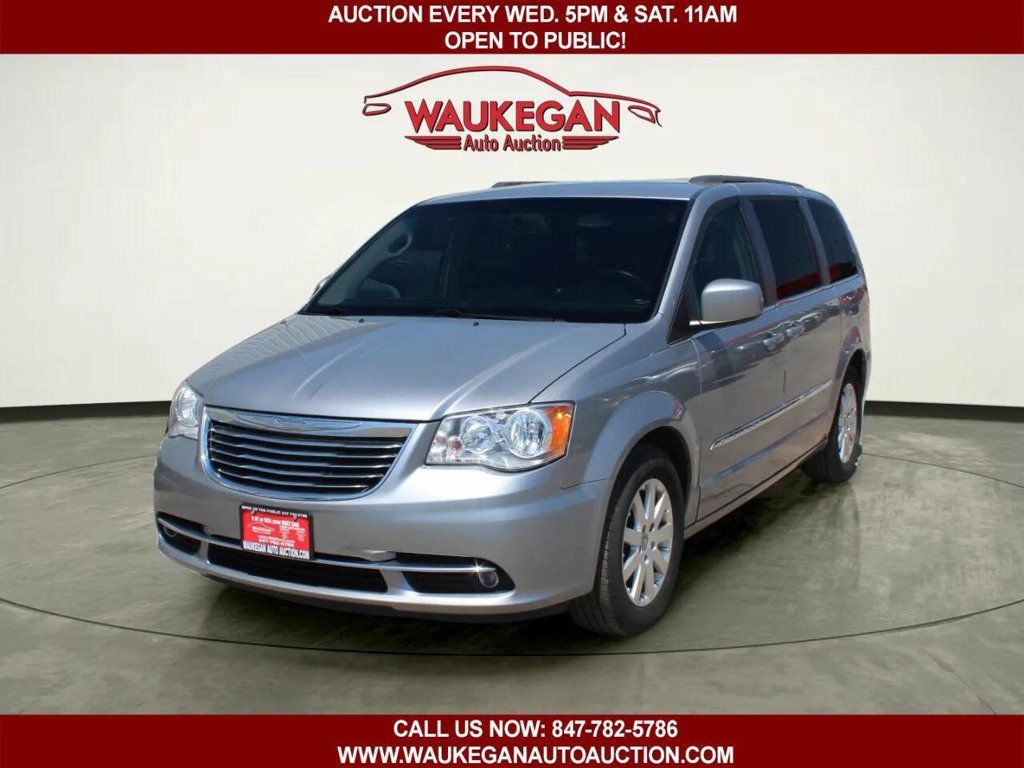 2015 Chrysler Town & Country 4dr Wagon Touring - 23028461 | Video 1