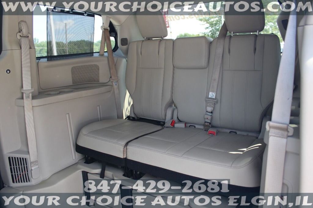 2015 Chrysler Town & Country 4dr Wagon Touring - 22086208 - 18