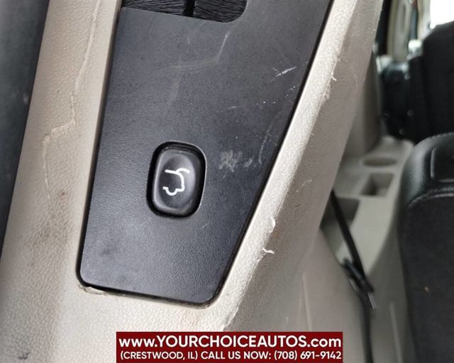 2015 Chrysler Town & Country 4dr Wagon Touring - 22919933 - 10