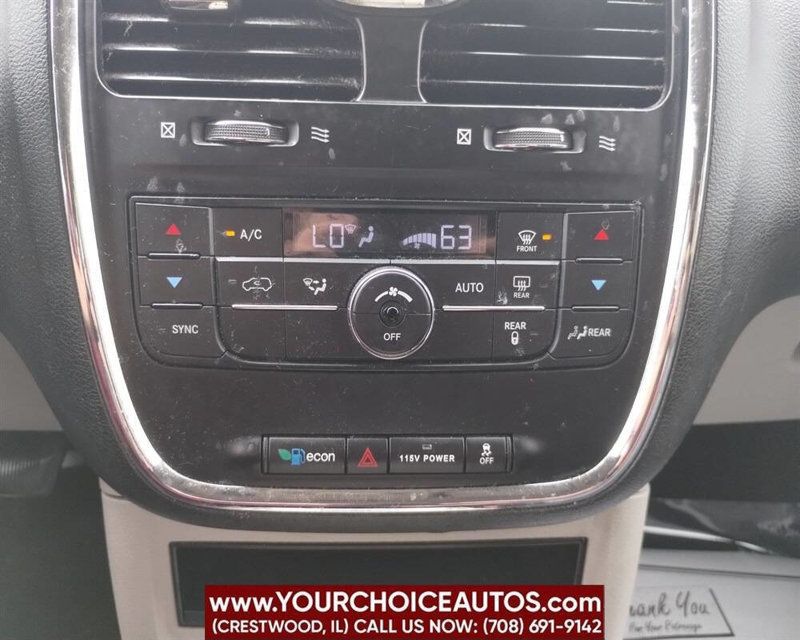 2015 Chrysler Town & Country 4dr Wagon Touring - 22919933 - 30