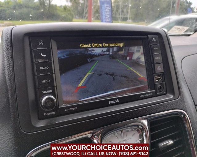 2015 Chrysler Town & Country 4dr Wagon Touring - 22919933 - 32