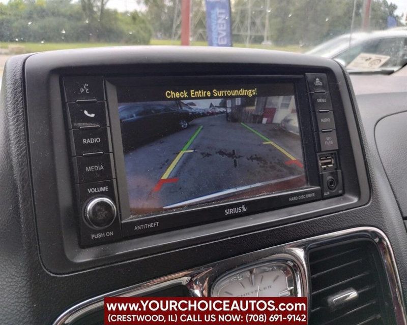 2015 Chrysler Town & Country 4dr Wagon Touring - 22919933 - 32