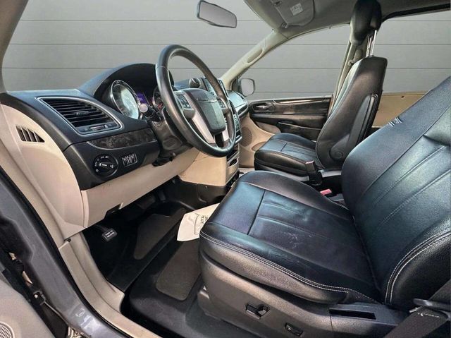 2015 Chrysler Town & Country 4dr Wagon Touring - 22937883 - 9