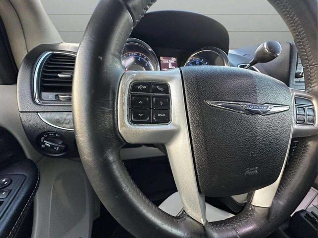 2015 Chrysler Town & Country 4dr Wagon Touring - 22937883 - 15