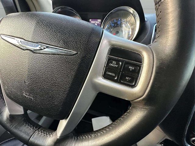 2015 Chrysler Town & Country 4dr Wagon Touring - 22937883 - 37