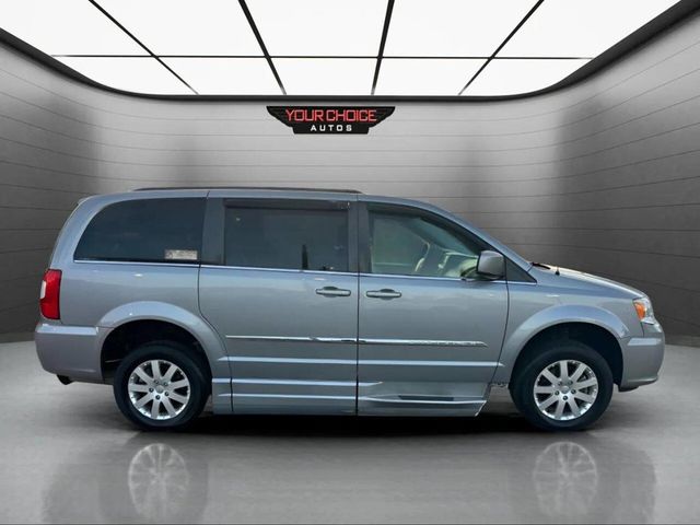 2015 Chrysler Town & Country 4dr Wagon Touring - 22937883 - 6