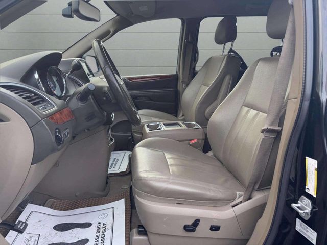 2015 Chrysler Town & Country 4dr Wagon Touring - 22946479 - 11