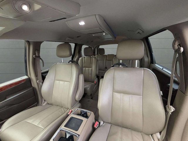 2015 Chrysler Town & Country 4dr Wagon Touring - 22946479 - 13