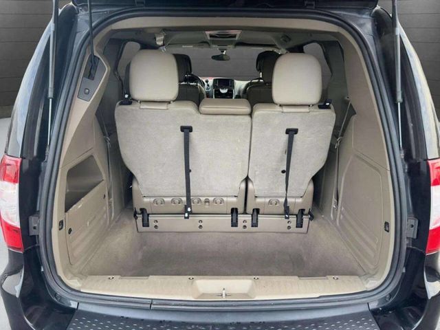 2015 Chrysler Town & Country 4dr Wagon Touring - 22946479 - 17