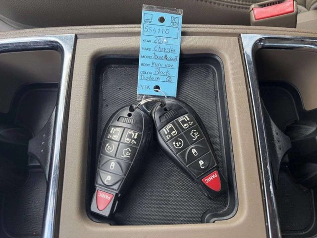 2015 Chrysler Town & Country 4dr Wagon Touring - 22946479 - 45
