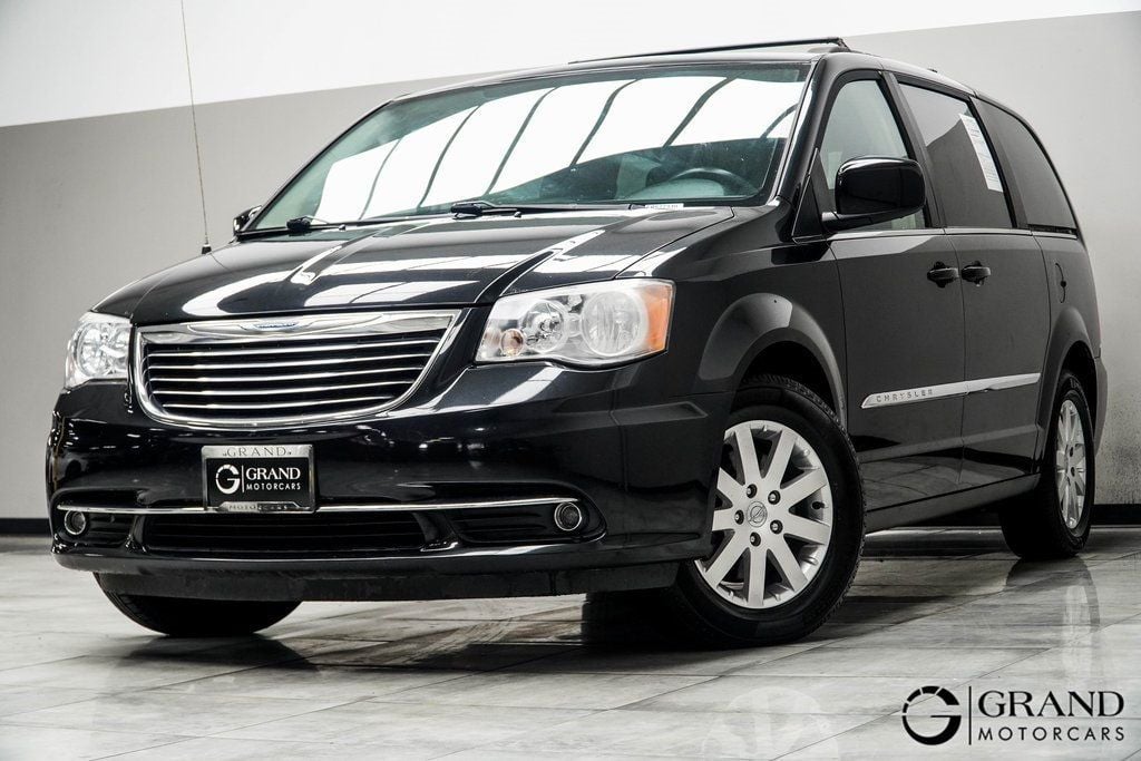 Used 2015 Chrysler Town & Country Touring with VIN 2C4RC1BG6FR577340 for sale in Kennesaw, GA
