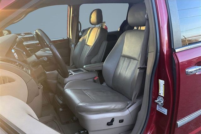 2015 Chrysler Town & Country 4dr Wagon Touring - 22970011 - 9