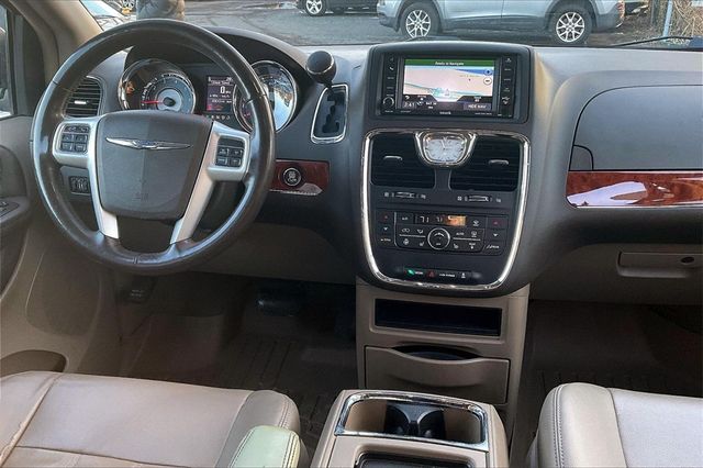 2015 Chrysler Town & Country 4dr Wagon Touring - 22970011 - 11