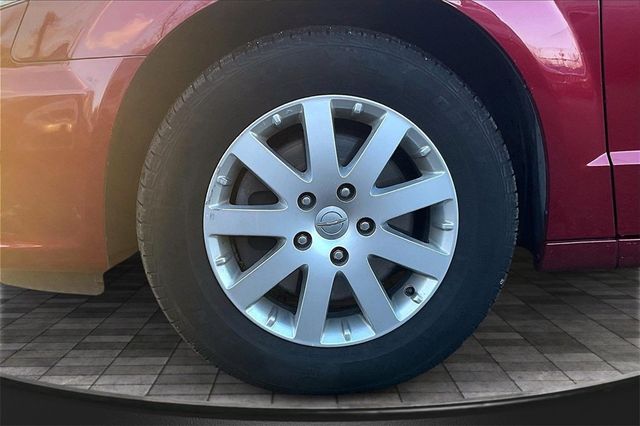 2015 Chrysler Town & Country 4dr Wagon Touring - 22970011 - 39