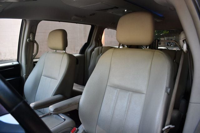 2015 Chrysler Town & Country 4dr Wagon Touring-L - 23044395 - 15