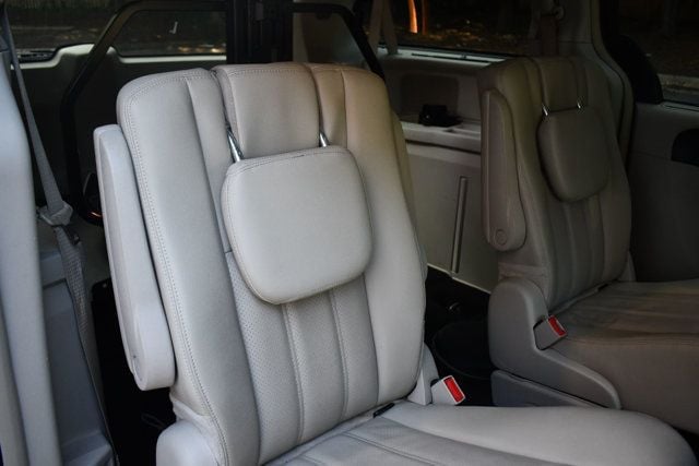 2015 Chrysler Town & Country 4dr Wagon Touring-L - 23044395 - 29