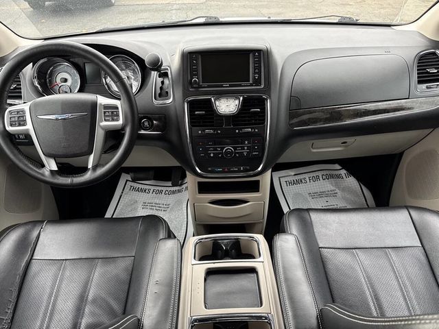 2015 Chrysler Town & Country 4dr Wagon Touring-L - 22906866 - 16