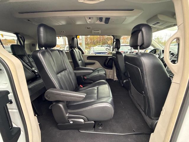 2015 Chrysler Town & Country 4dr Wagon Touring-L - 22906866 - 18