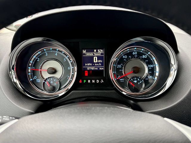 2015 Chrysler Town & Country 4dr Wagon Touring-L - 22906866 - 30