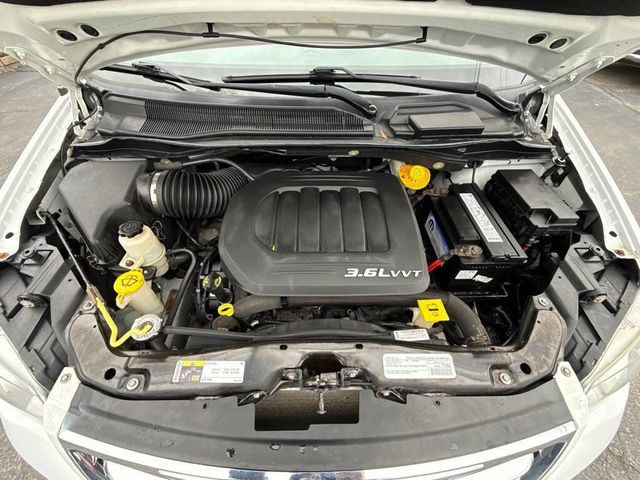 2015 Chrysler Town & Country 4dr Wagon Touring-L - 22906866 - 8