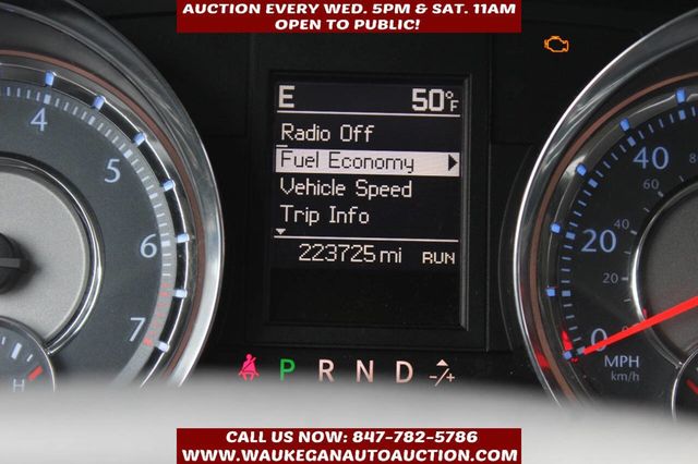 2015 Chrysler Town & Country 4dr Wagon Touring-L - 22951778 - 8