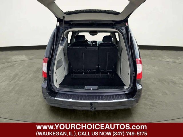 2015 Chrysler Town & Country 4dr Wagon Touring-L - 22981227 - 13