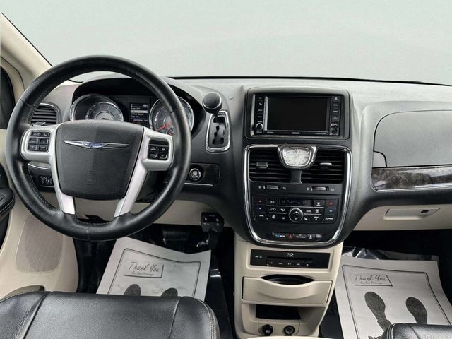 2015 Chrysler Town & Country 4dr Wagon Touring-L - 22981227 - 19
