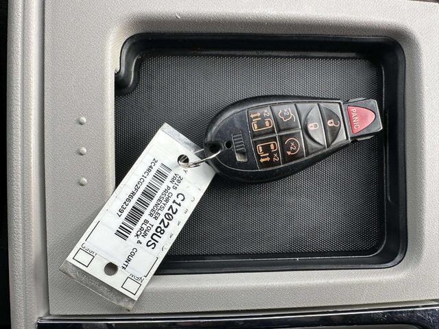 2015 Chrysler Town & Country 4dr Wagon Touring-L - 22981227 - 21