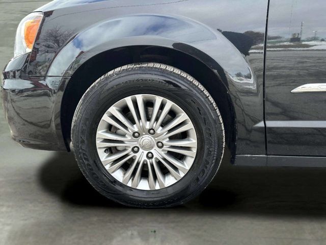 2015 Chrysler Town & Country 4dr Wagon Touring-L - 22981227 - 35