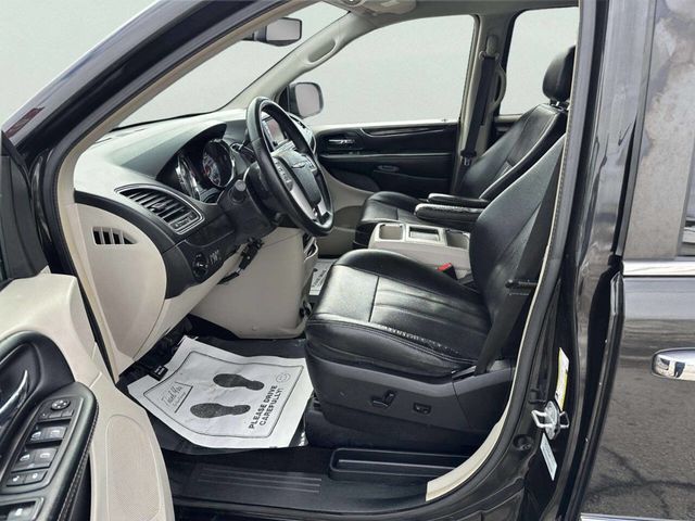 2015 Chrysler Town & Country 4dr Wagon Touring-L - 22981227 - 8