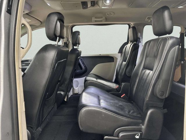 2015 Chrysler Town & Country 4dr Wagon Touring-L - 22995192 - 12