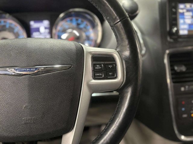 2015 Chrysler Town & Country 4dr Wagon Touring-L - 22995192 - 31