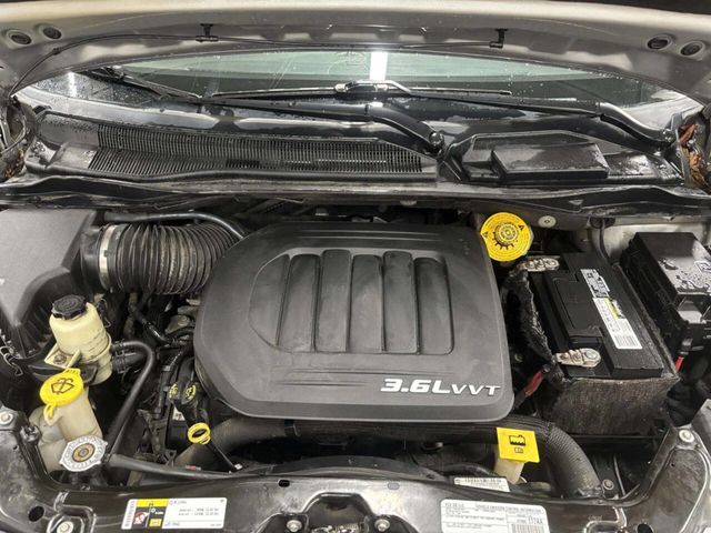 2015 Chrysler Town & Country 4dr Wagon Touring-L - 22995192 - 8