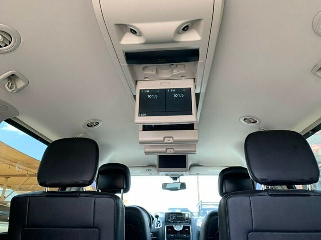 2015 Chrysler Town & Country 4dr Wagon Touring-L 1-OWNER LOW MILES HANDICAP ACCESSIBLE W/TV - 23028910 - 13